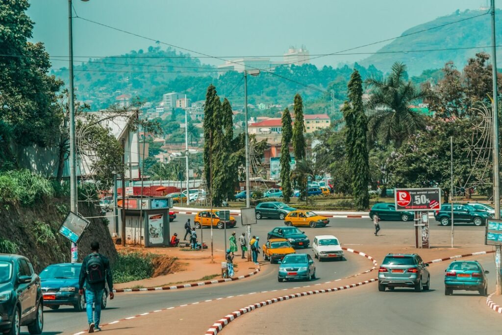Vue urbaine de Yaoundé au Cameroun
